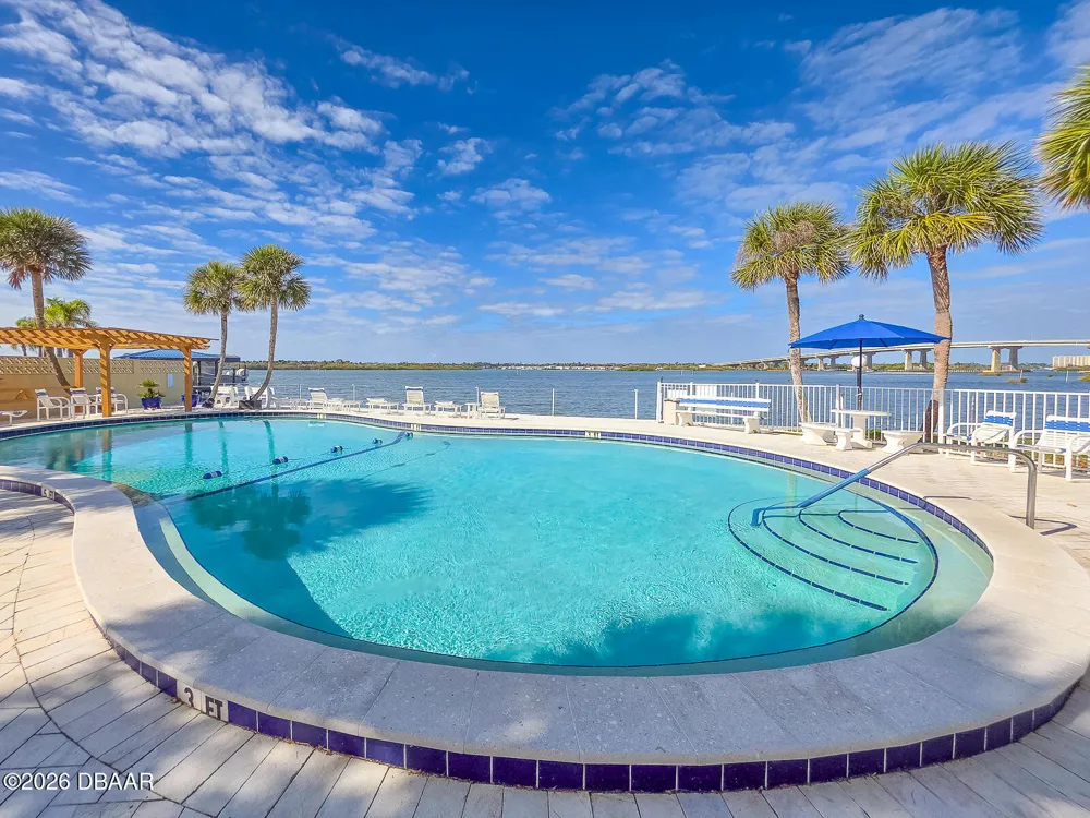 3606 S Peninsula Drive #208 Port Orange, FL 32127