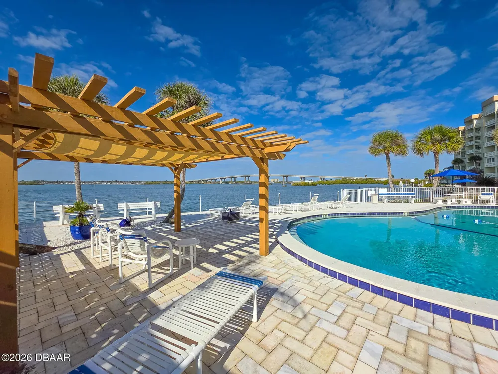 3606 S Peninsula Drive #208 Port Orange, FL 32127