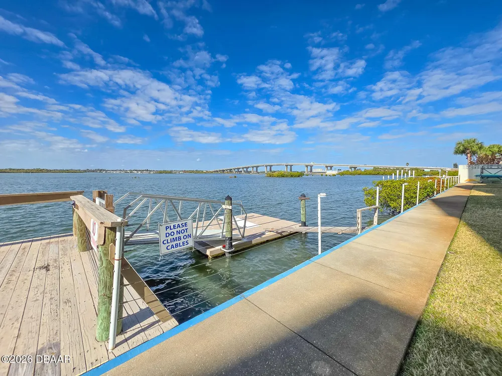 3606 S Peninsula Drive #208 Port Orange, FL 32127