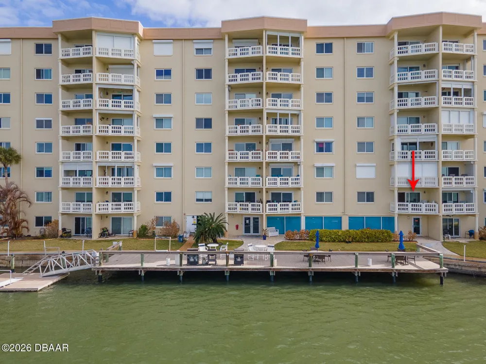 3606 S Peninsula Drive #208 Port Orange, FL 32127