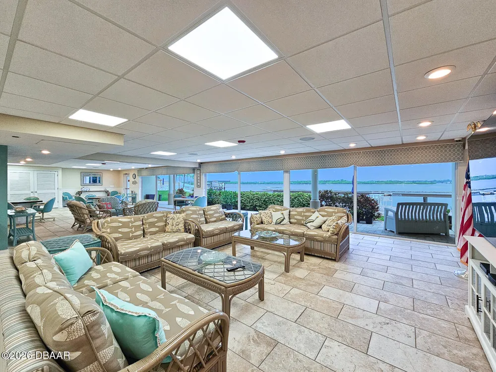 3606 S Peninsula Drive #208 Port Orange, FL 32127