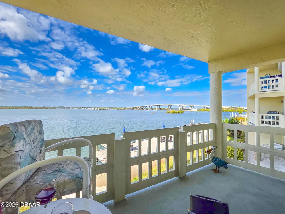 3606 S Peninsula Drive #208 Port Orange, FL 32127