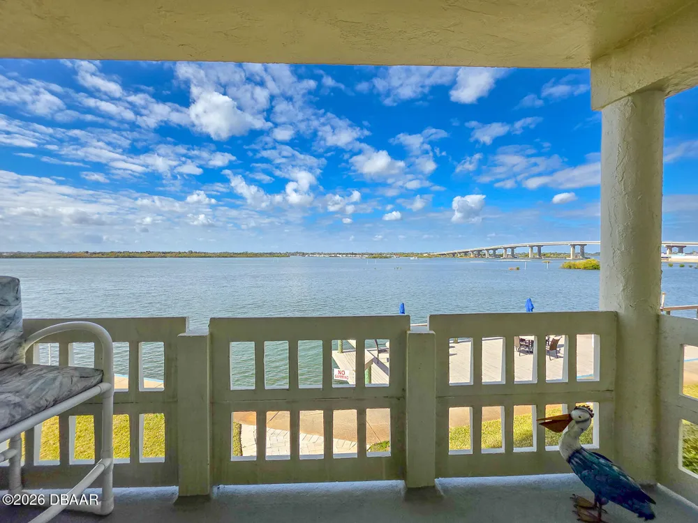 3606 S Peninsula Drive #208 Port Orange, FL 32127