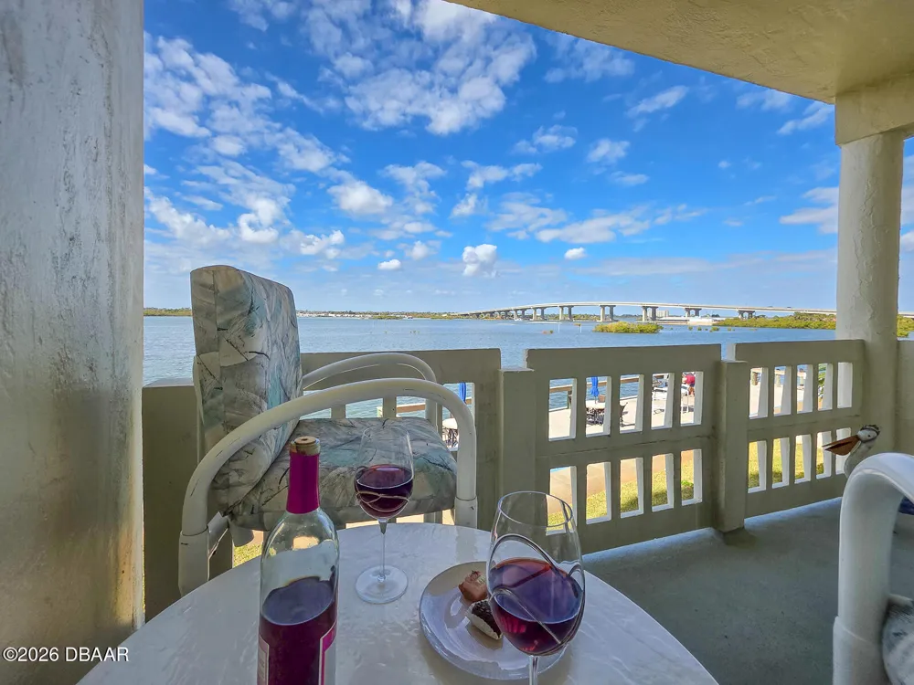 3606 S Peninsula Drive #208 Port Orange, FL 32127