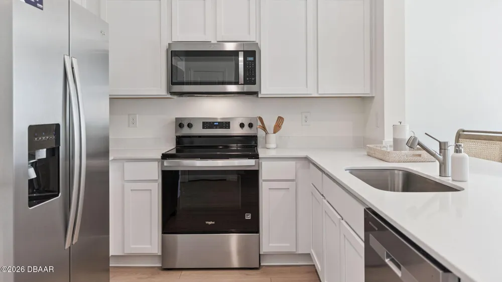 556 Pinot Drive Holly Hill, FL 32117