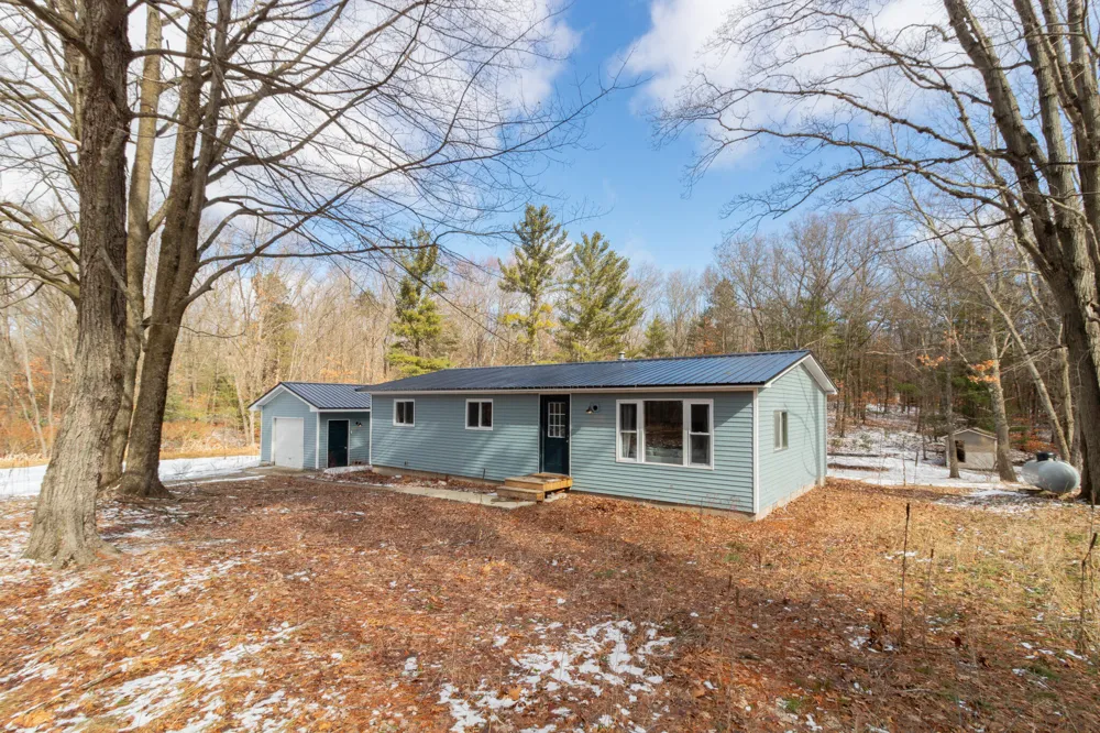 9848 90th Avenue Morton Township, MI 49332