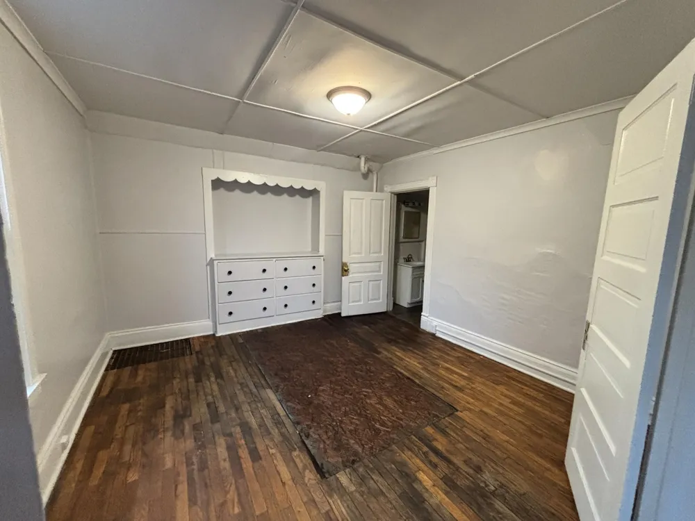 1404 W Michigan Avenue #4 Kalamazoo City, MI 49006