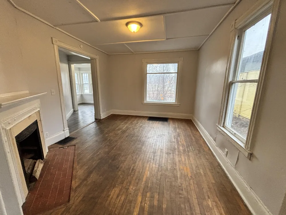 1404 W Michigan Avenue #4 Kalamazoo City, MI 49006