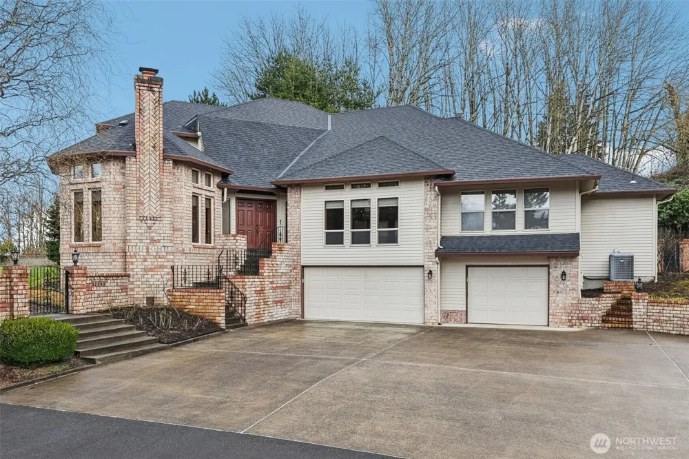 32303 NW 18th Avenue Ridgefield, WA 98642