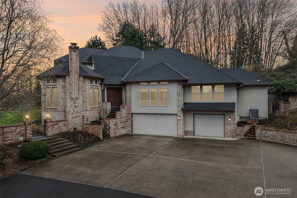 32303 NW 18th Avenue Ridgefield, WA 98642