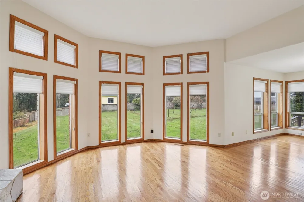 32303 NW 18th Avenue Ridgefield, WA 98642