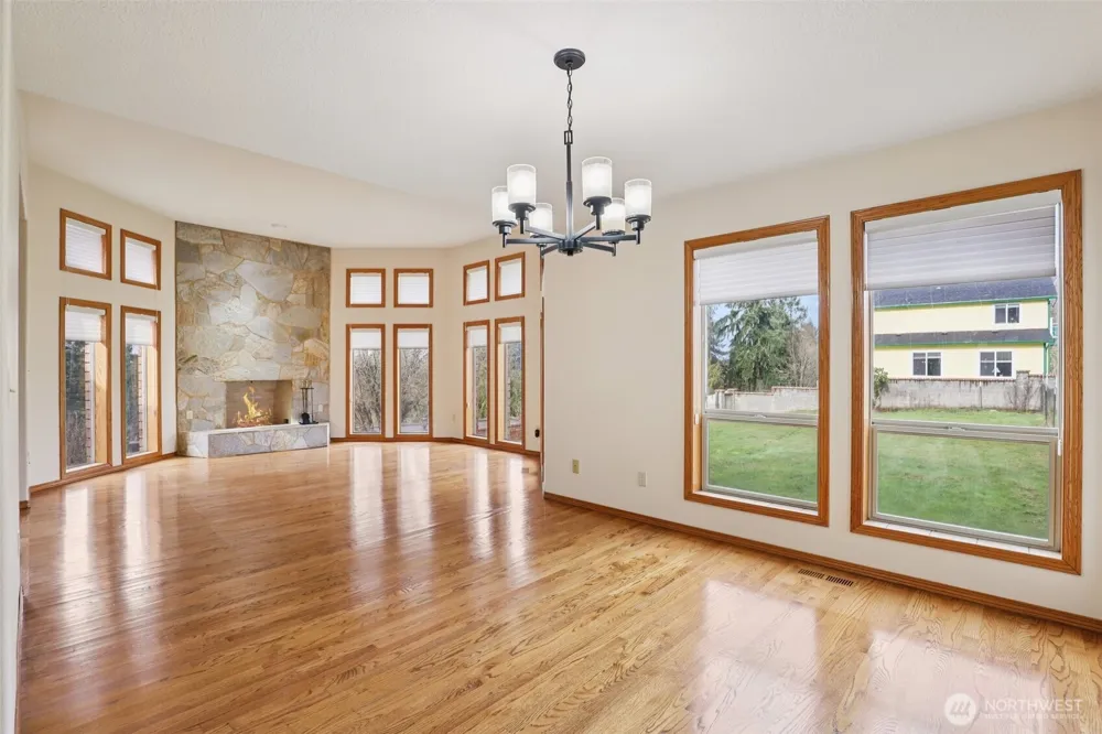 32303 NW 18th Avenue Ridgefield, WA 98642