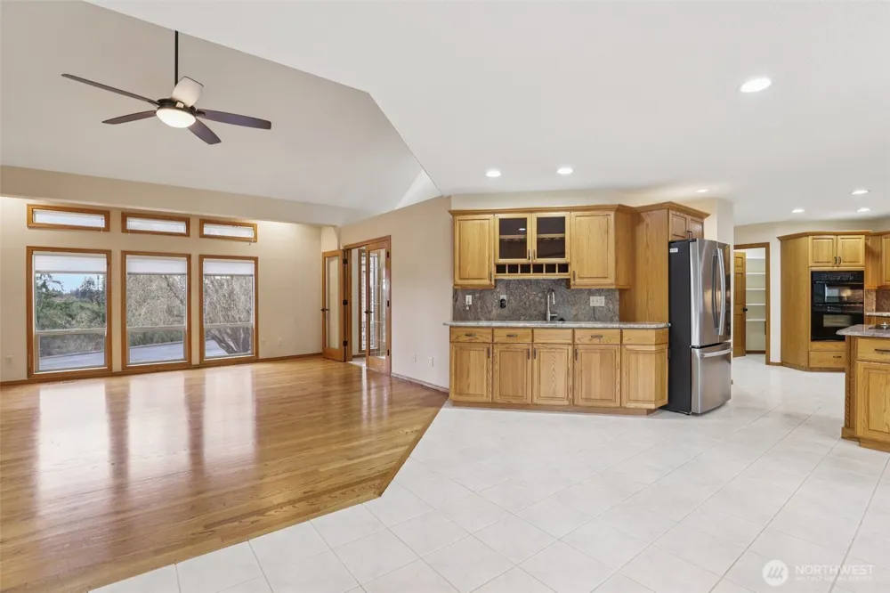 32303 NW 18th Avenue Ridgefield, WA 98642