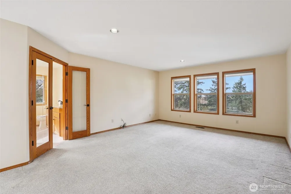 32303 NW 18th Avenue Ridgefield, WA 98642