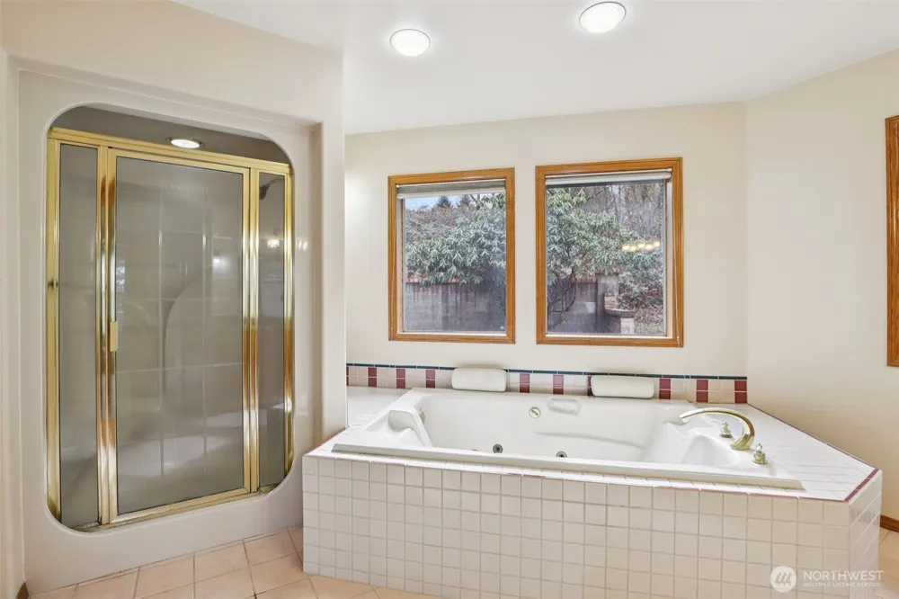 32303 NW 18th Avenue Ridgefield, WA 98642