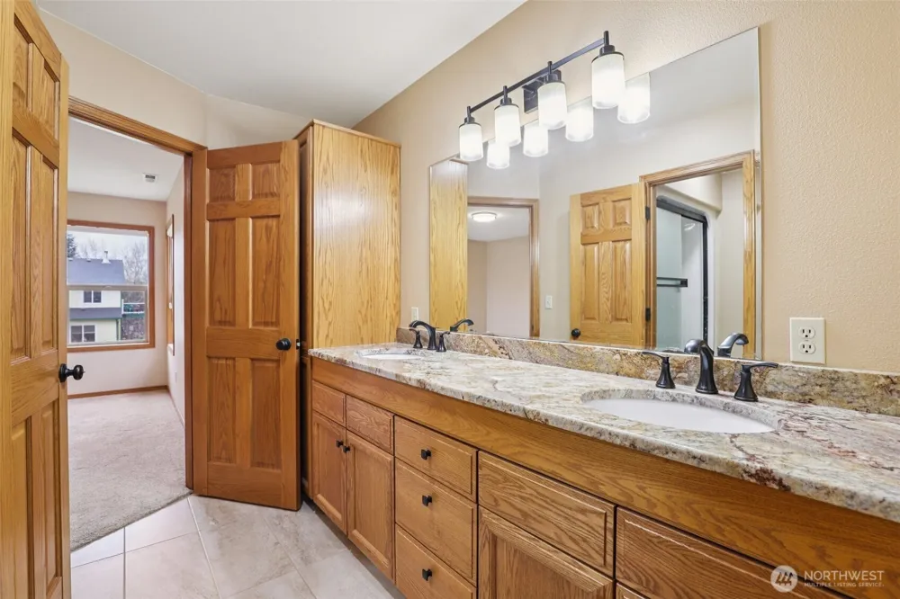 32303 NW 18th Avenue Ridgefield, WA 98642