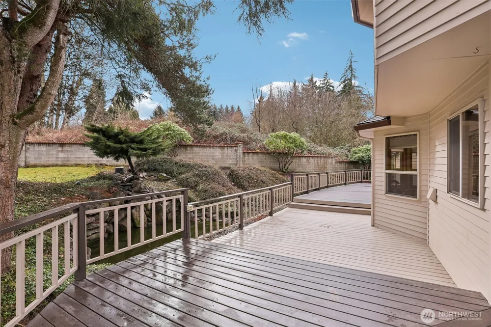 32303 NW 18th Avenue Ridgefield, WA 98642