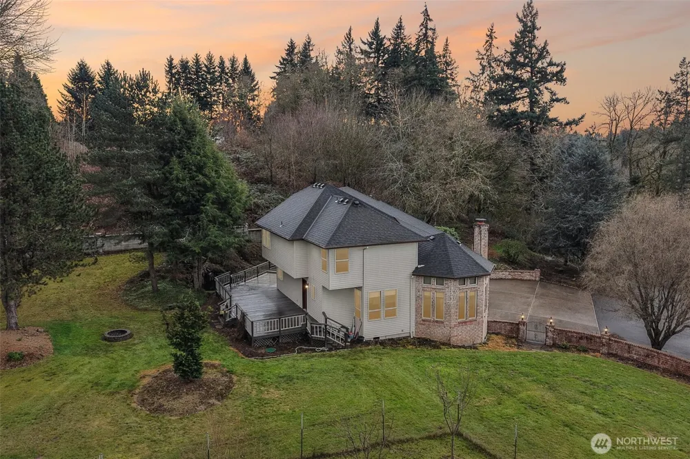 32303 NW 18th Avenue Ridgefield, WA 98642