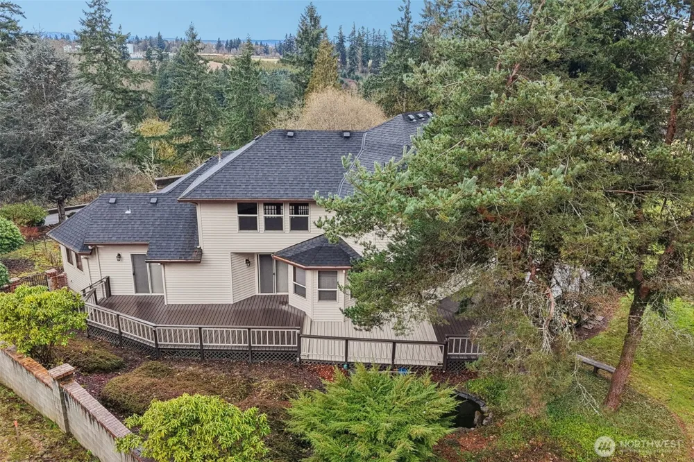 32303 NW 18th Avenue Ridgefield, WA 98642