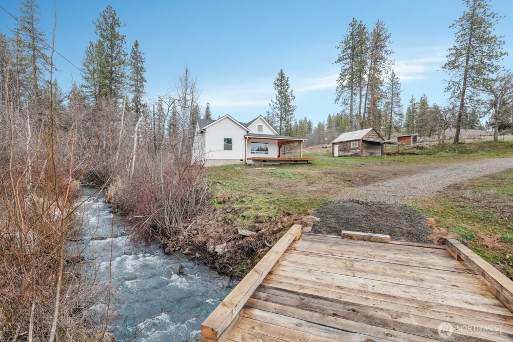 932 Zelinski Road Goldendale, WA 98620