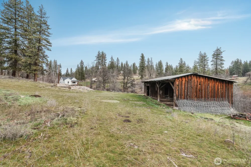 932 Zelinski Road Goldendale, WA 98620