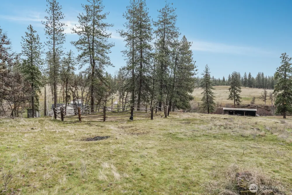 932 Zelinski Road Goldendale, WA 98620