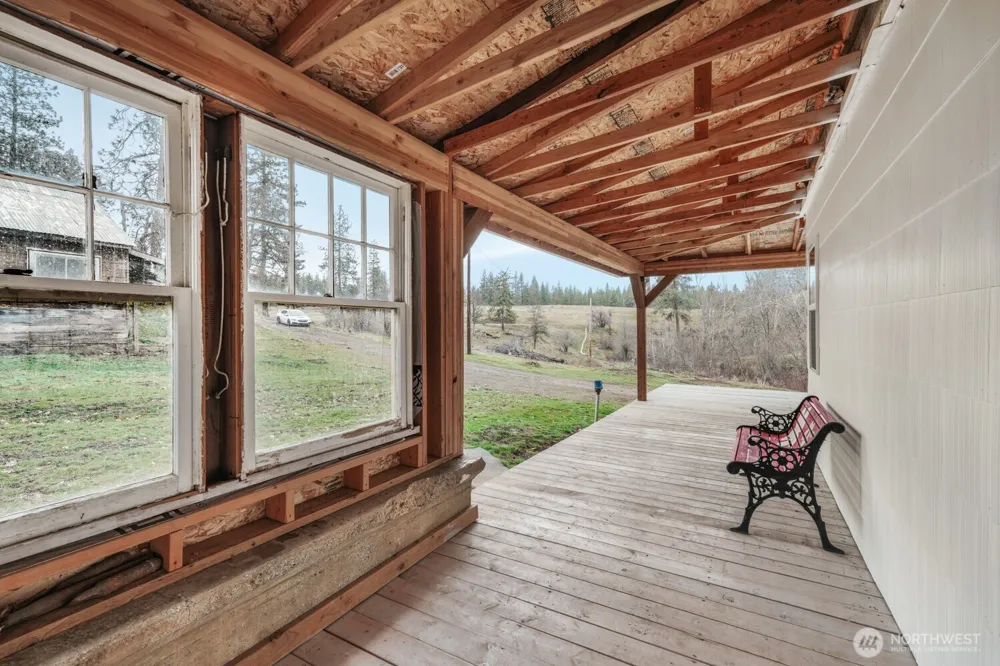 932 Zelinski Road Goldendale, WA 98620