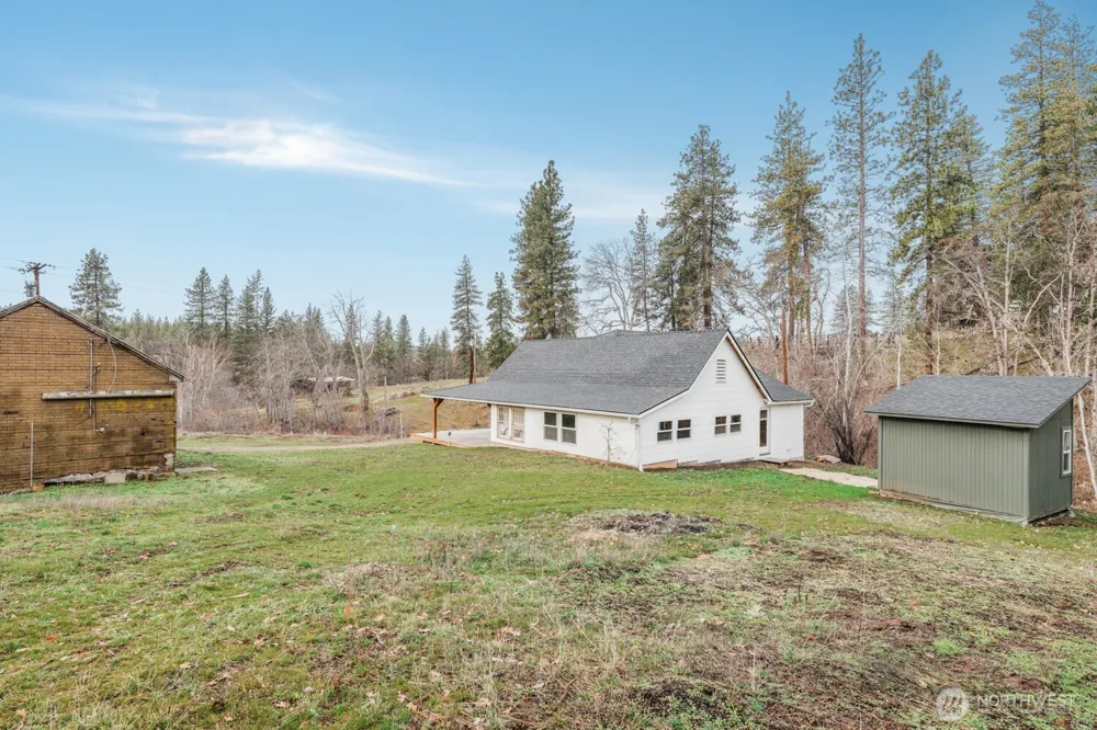 932 Zelinski Road Goldendale, WA 98620