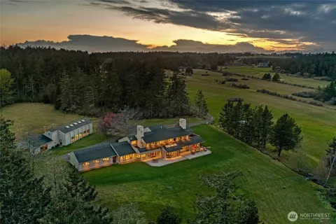 735 Rosler Road