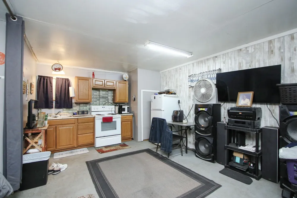 7610 Moore Road Brookshire, TX 77423