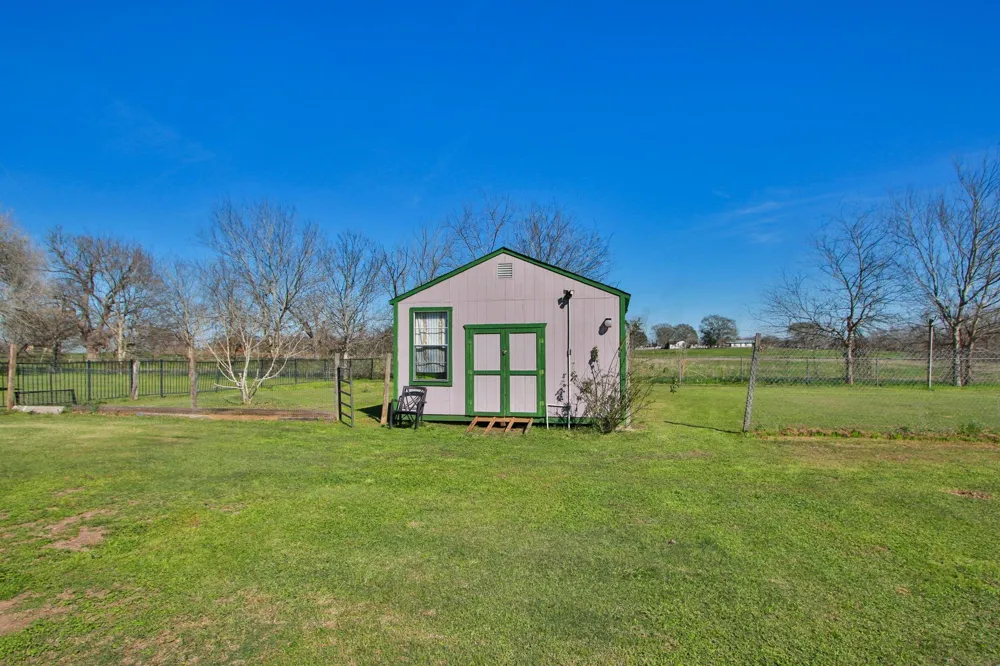 7610 Moore Road Brookshire, TX 77423