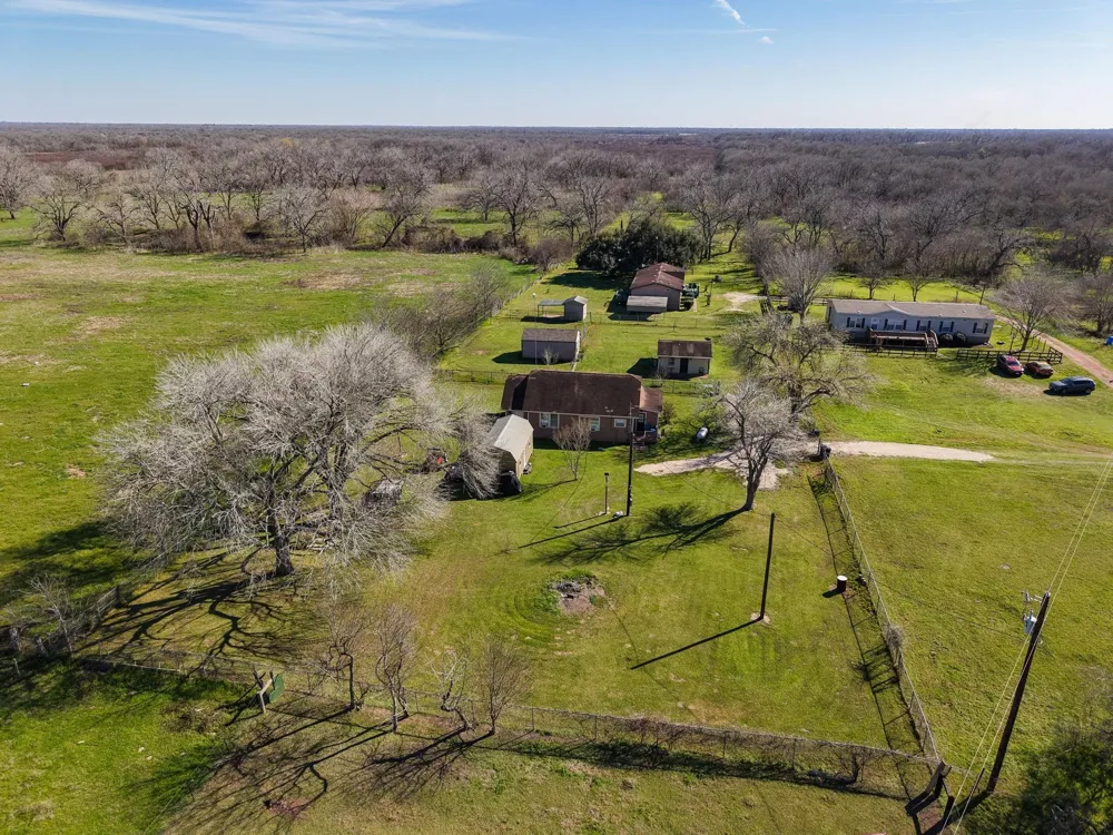 7610 Moore Road Brookshire, TX 77423