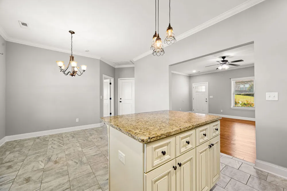 128 Franklin Circle Fort Oglethorpe, GA 30742