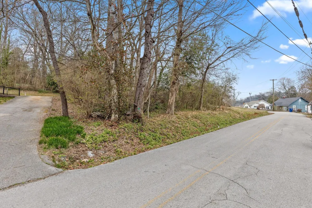 Berkley Drive Red Bank, TN 37415
