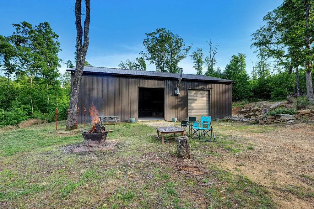 3155 Pigeon Spur Road Tracy City, TN 37387