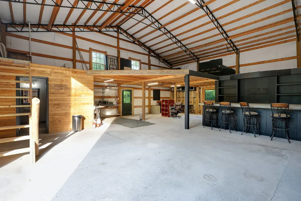 3155 Pigeon Spur Road Tracy City, TN 37387
