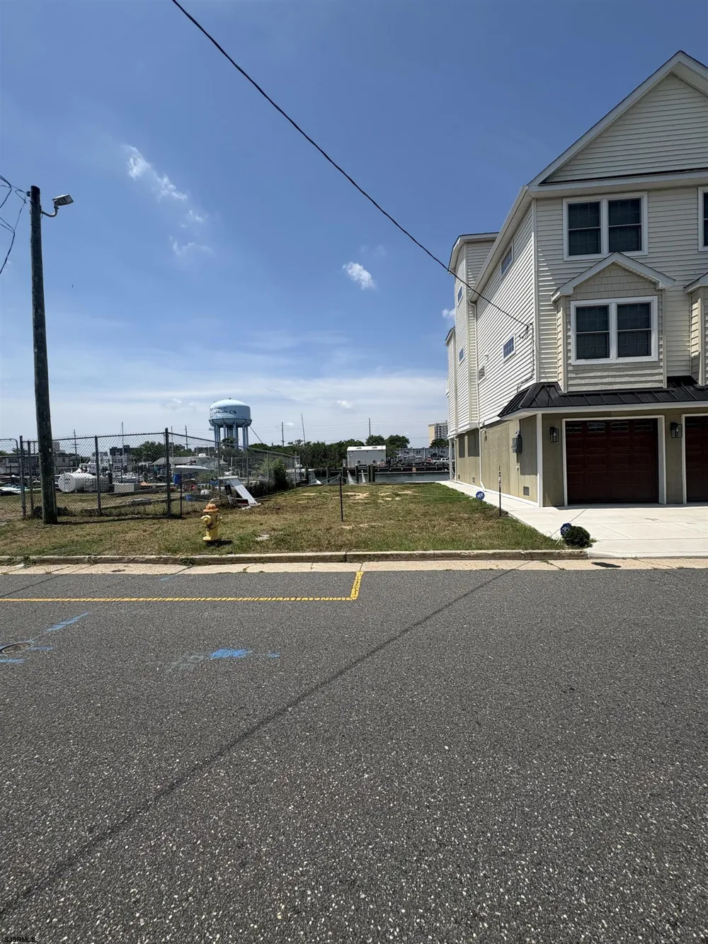 516 N Delaware Ave Atlantic City, NJ 08401