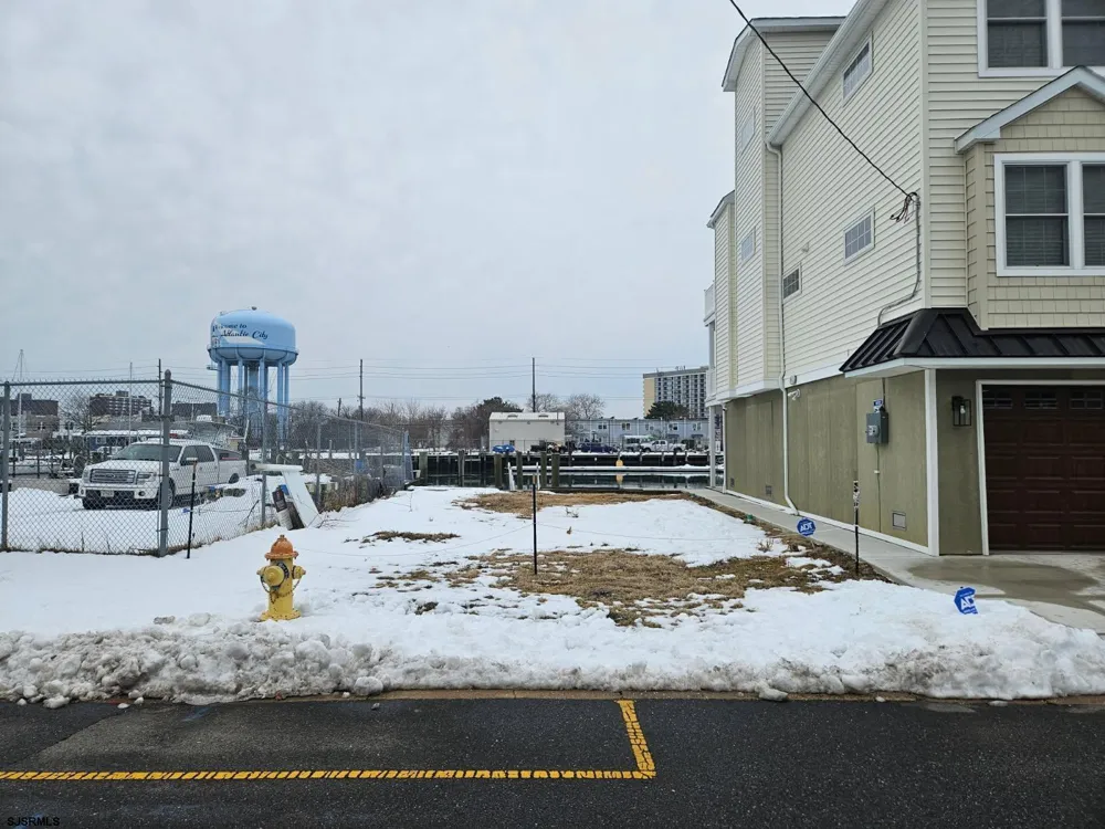 516 N Delaware Ave Atlantic City, NJ 08401