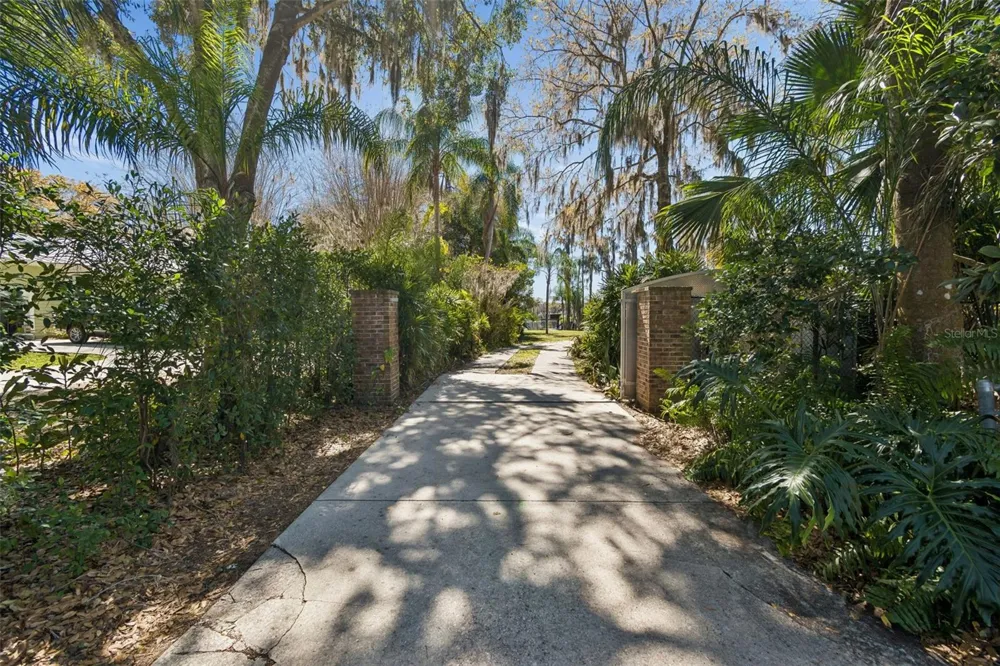 16515 LAKE CHURCH DRIVE Odessa, FL 33556
