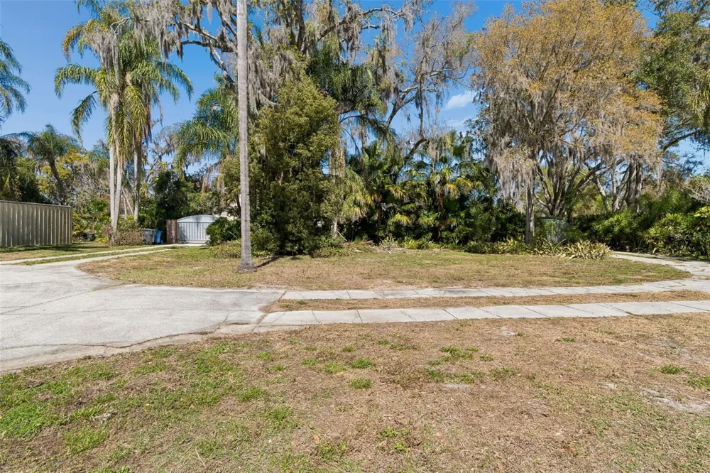 16515 LAKE CHURCH DRIVE Odessa, FL 33556