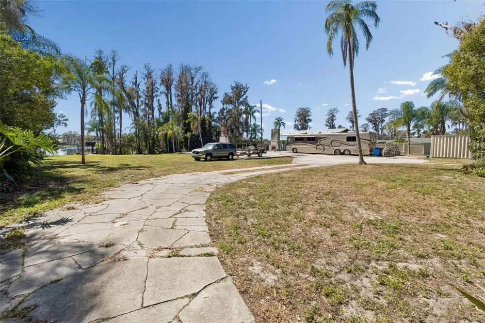 16515 LAKE CHURCH DRIVE Odessa, FL 33556