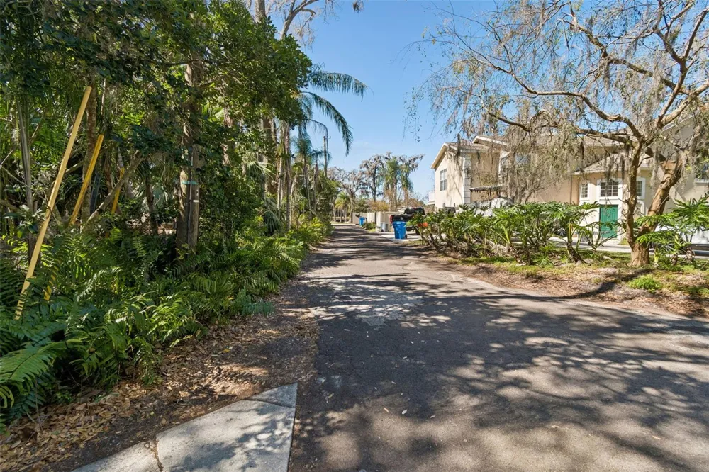 16515 LAKE CHURCH DRIVE Odessa, FL 33556