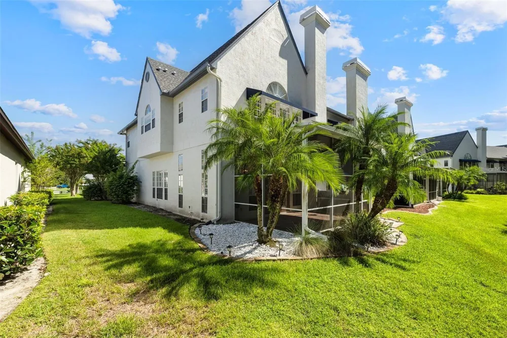 18756 WIMBLEDON CIRCLE Lutz, FL 33558