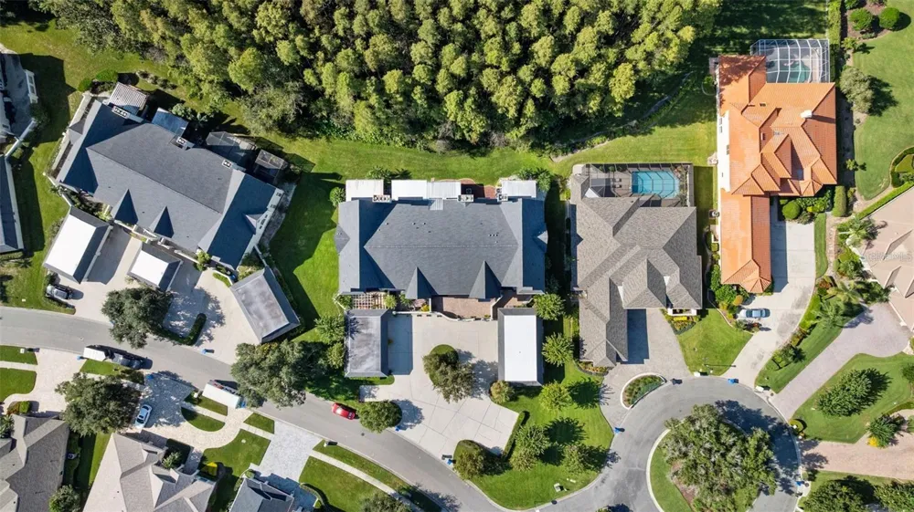 18756 WIMBLEDON CIRCLE Lutz, FL 33558