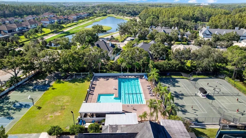 18756 WIMBLEDON CIRCLE Lutz, FL 33558