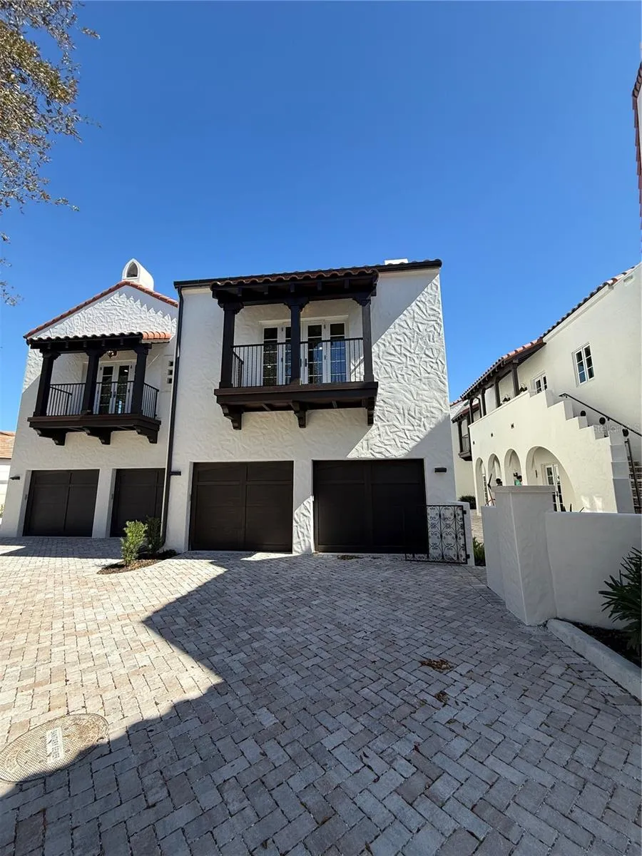 301 W COMSTOCK AVENUE Winter Park, FL 32789