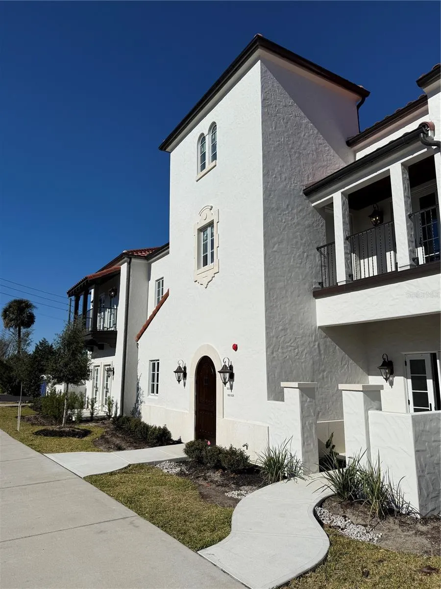 301 W COMSTOCK AVENUE Winter Park, FL 32789