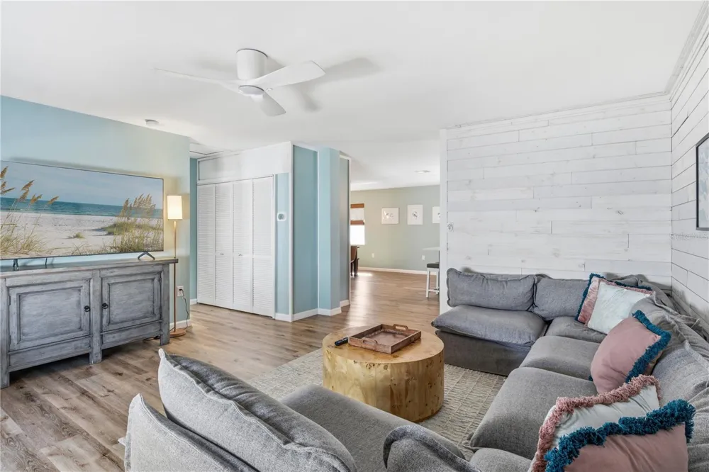 205 HAVERKOS COURT Holmes Beach, FL 34217