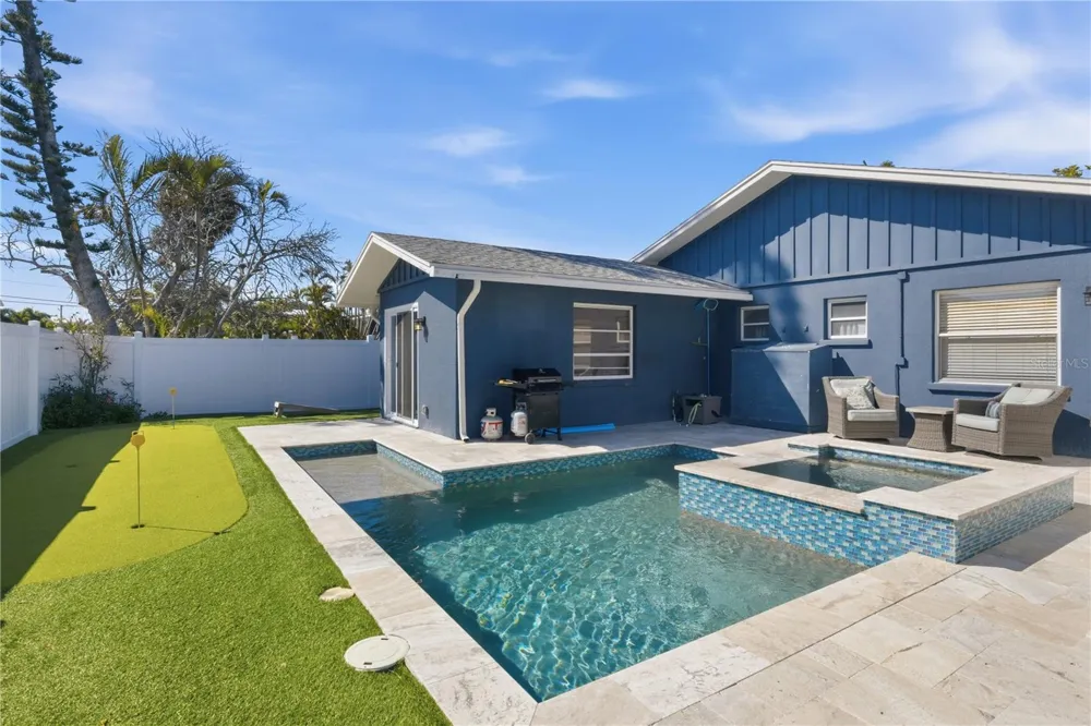 205 HAVERKOS COURT Holmes Beach, FL 34217