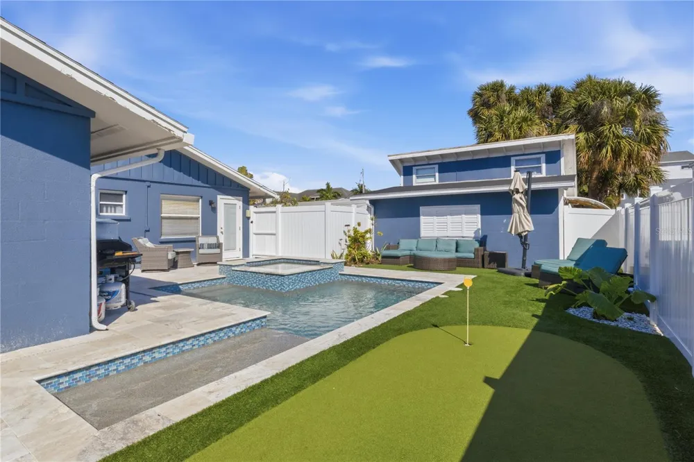 205 HAVERKOS COURT Holmes Beach, FL 34217